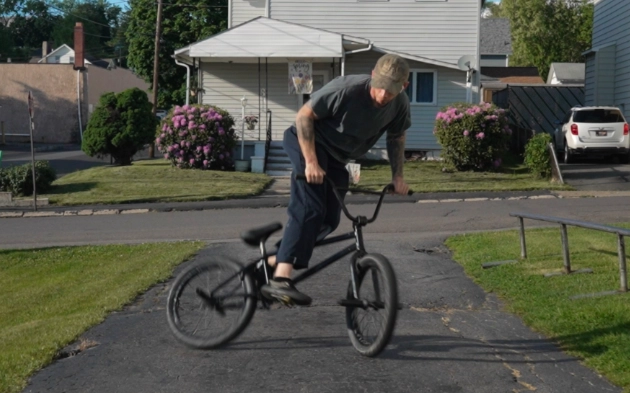 Billy Kennedy doing a kick out to reduce speed