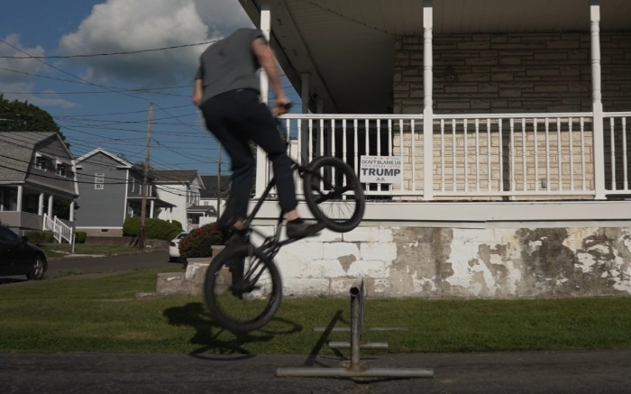 Billy Kennedy doing a 180 over his rail